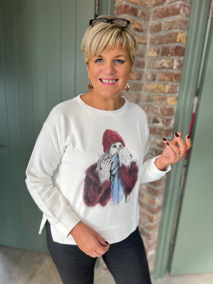 Milano Italy Round Neck Print Sweatshirt In Off White