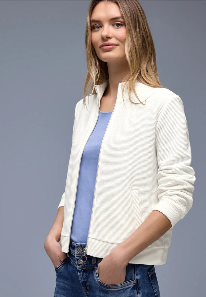 Street One Zipper Jacket In Off White