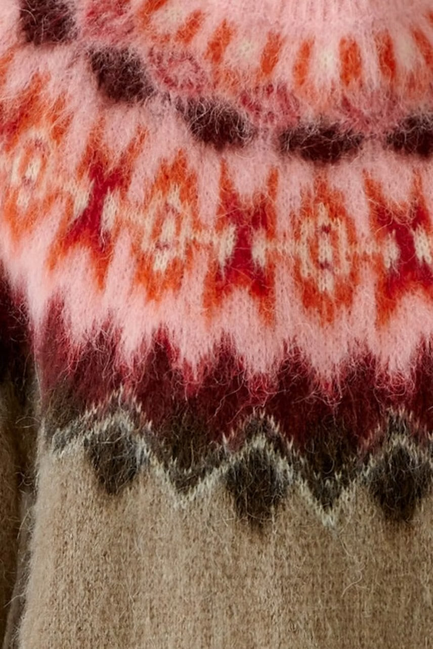 Norwegian pattern pullover in light brown rose