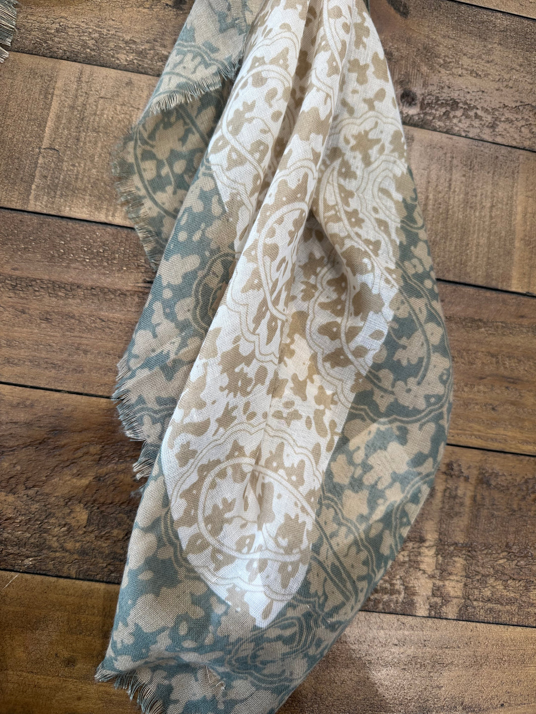 Soya Concept Denezia Scarf In Green Multi