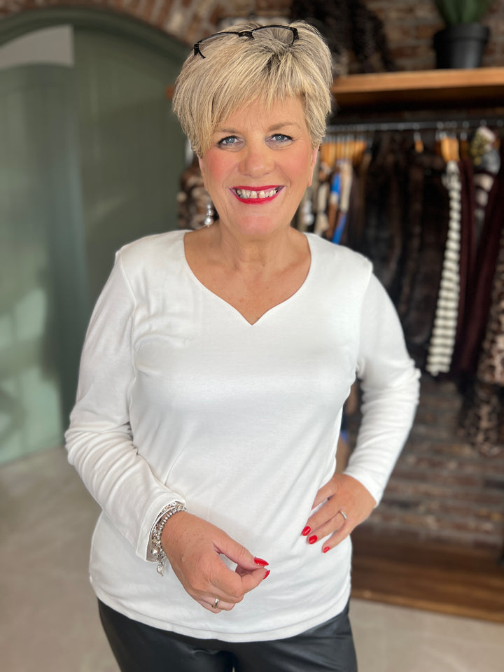 Street One Heart Neckline Top In Off White