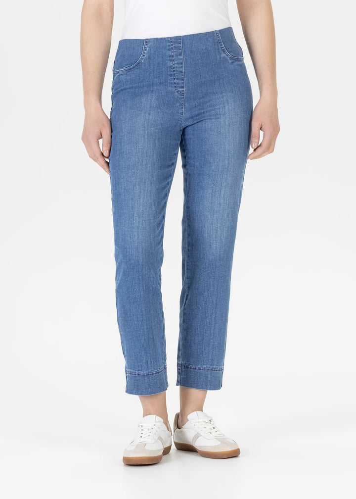 Stehmann Igor Pull on 6/8 Jeans In light blue