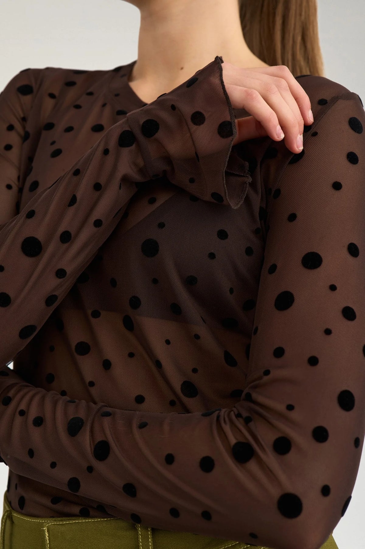 Nuevita spot mesh top in chocolate plum