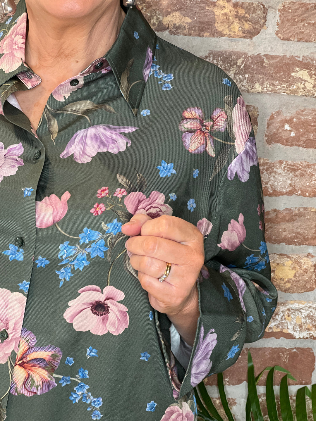 Oui Floral Blouse In khaki & Pink