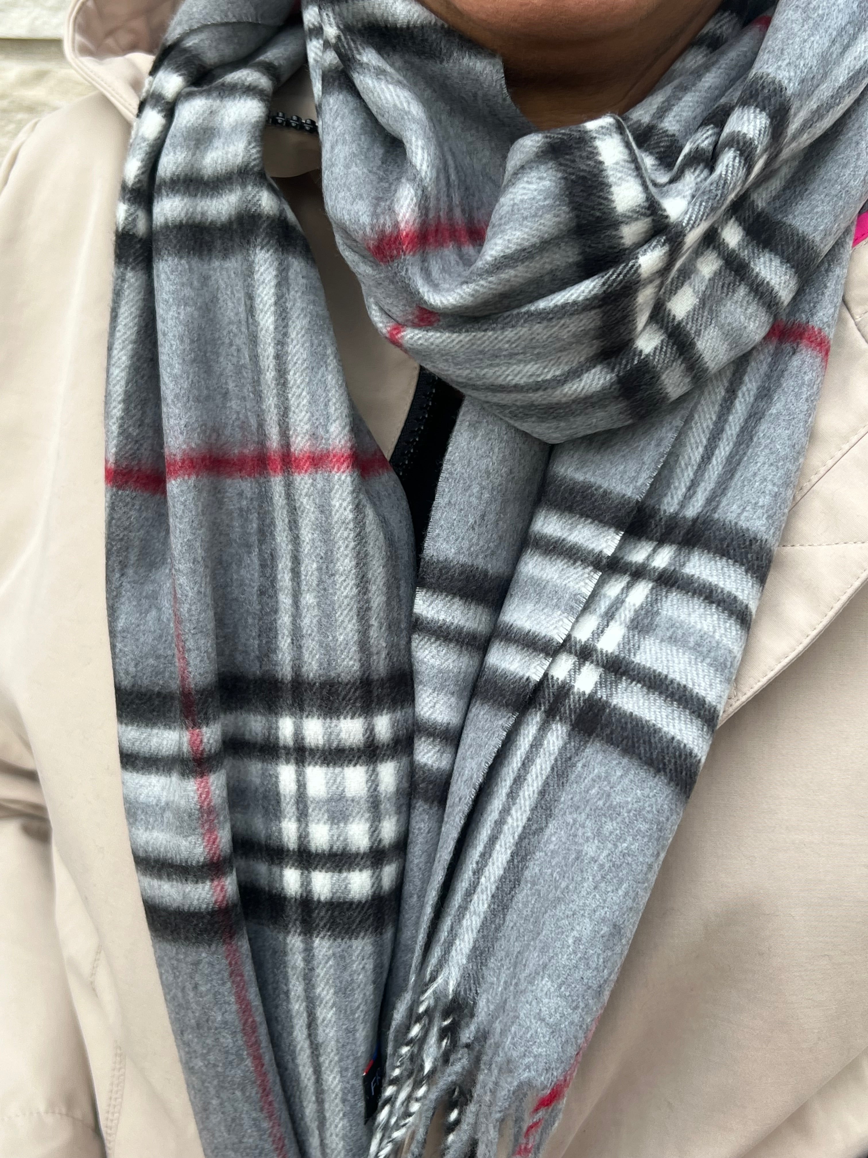 Cashmink Plaid Check Scarf In Grey