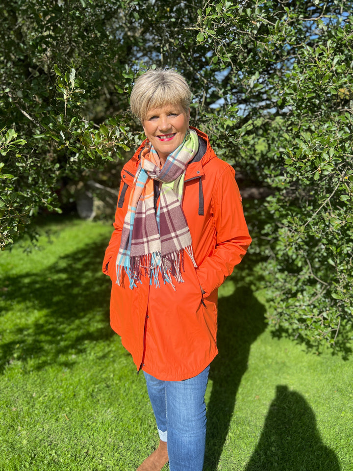 Tanta Snow raincoat in Koi