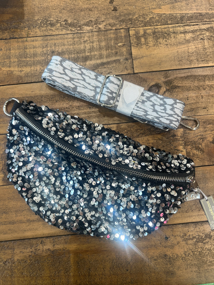 Eliza Gracious Sparkle Bag in Silver