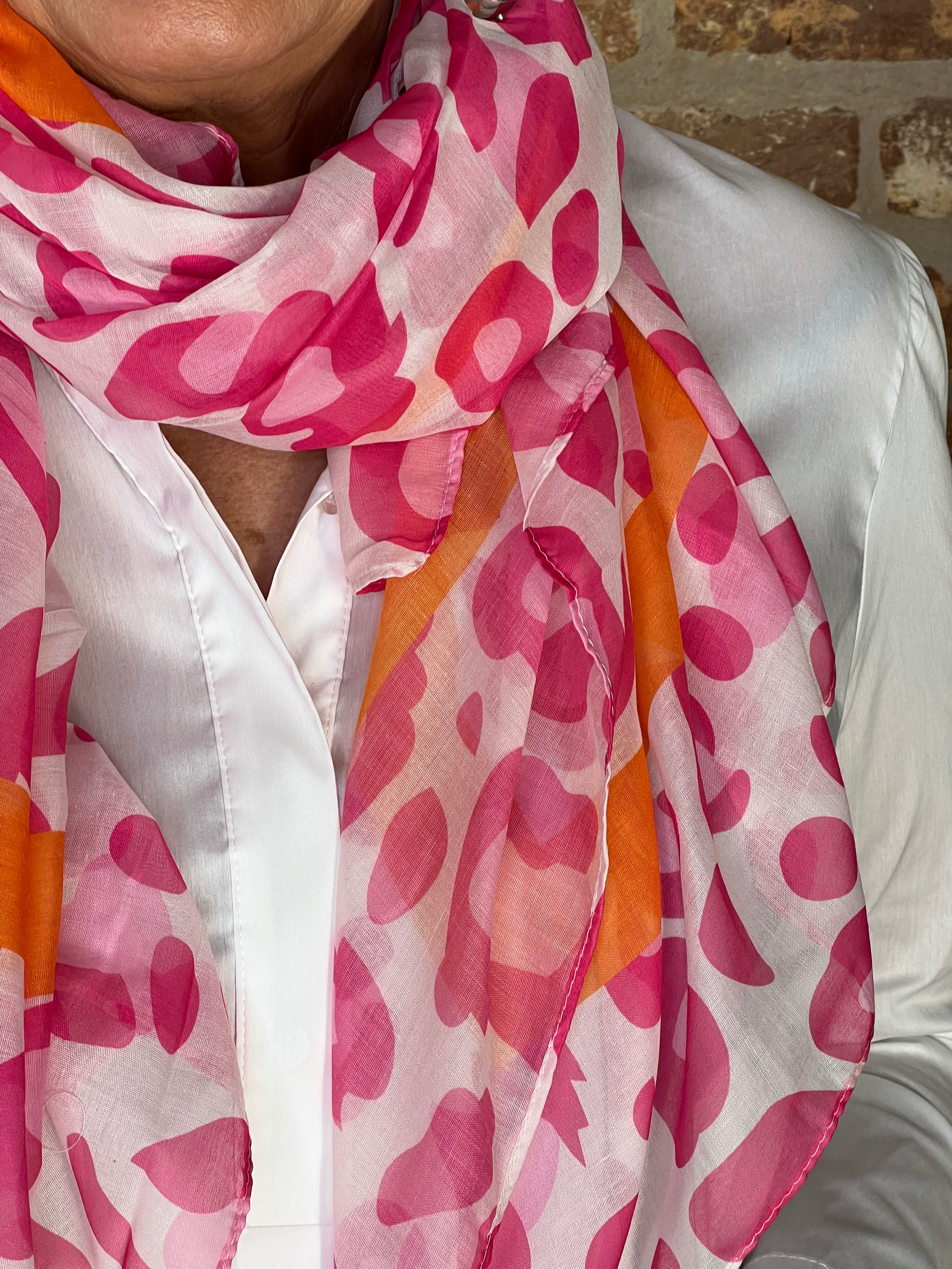 Pipa Leo Patterned Scarf In Pink Multi