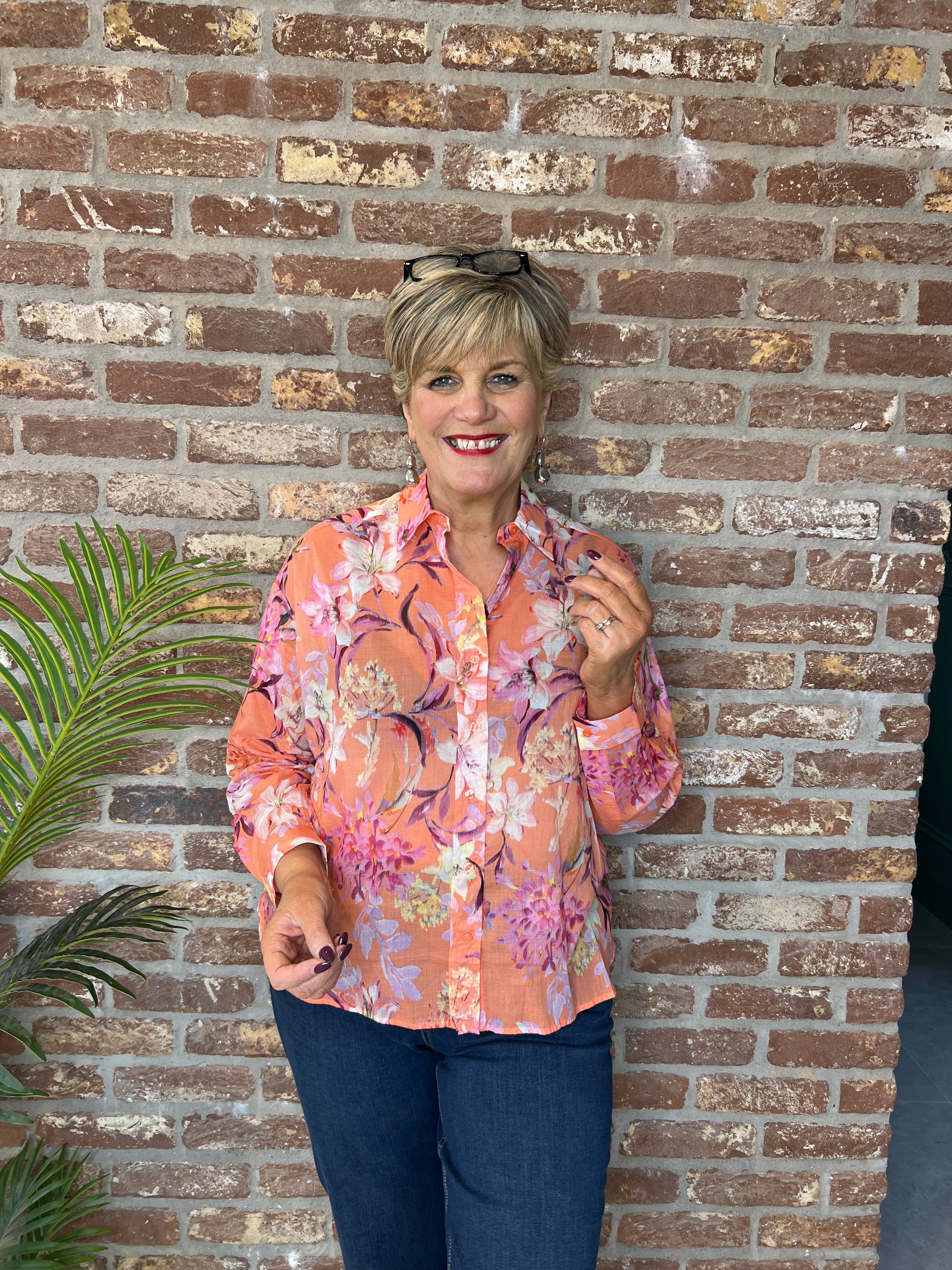 Milano Italy Patterned blouse In Peach multi