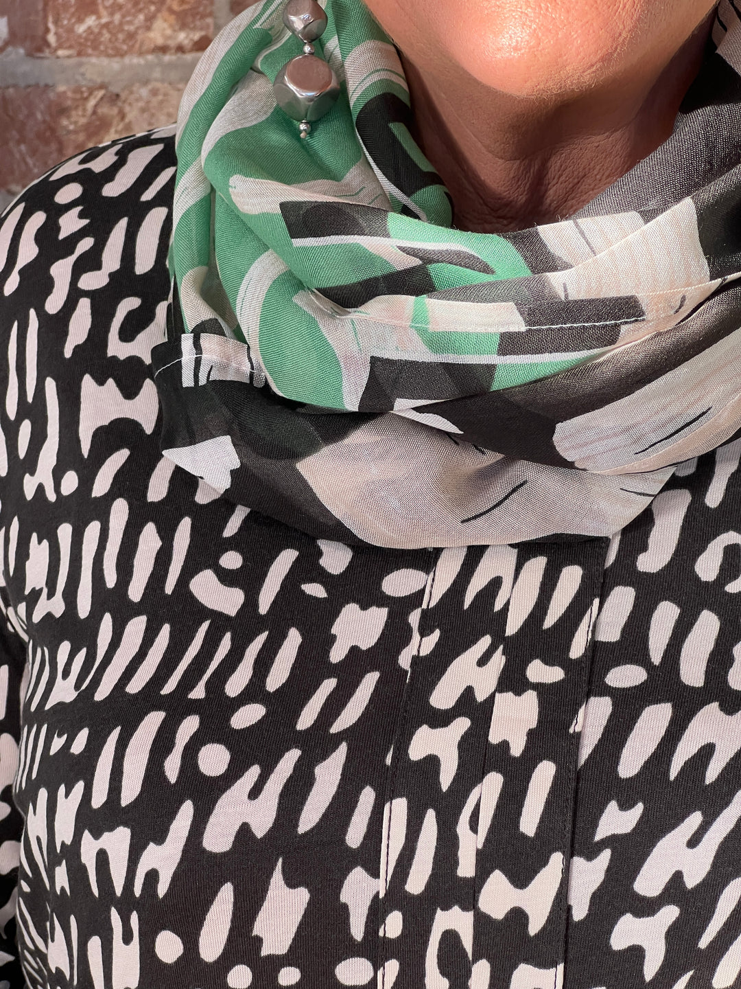 Cecil Minimal Patterned Top In Raw Khaki