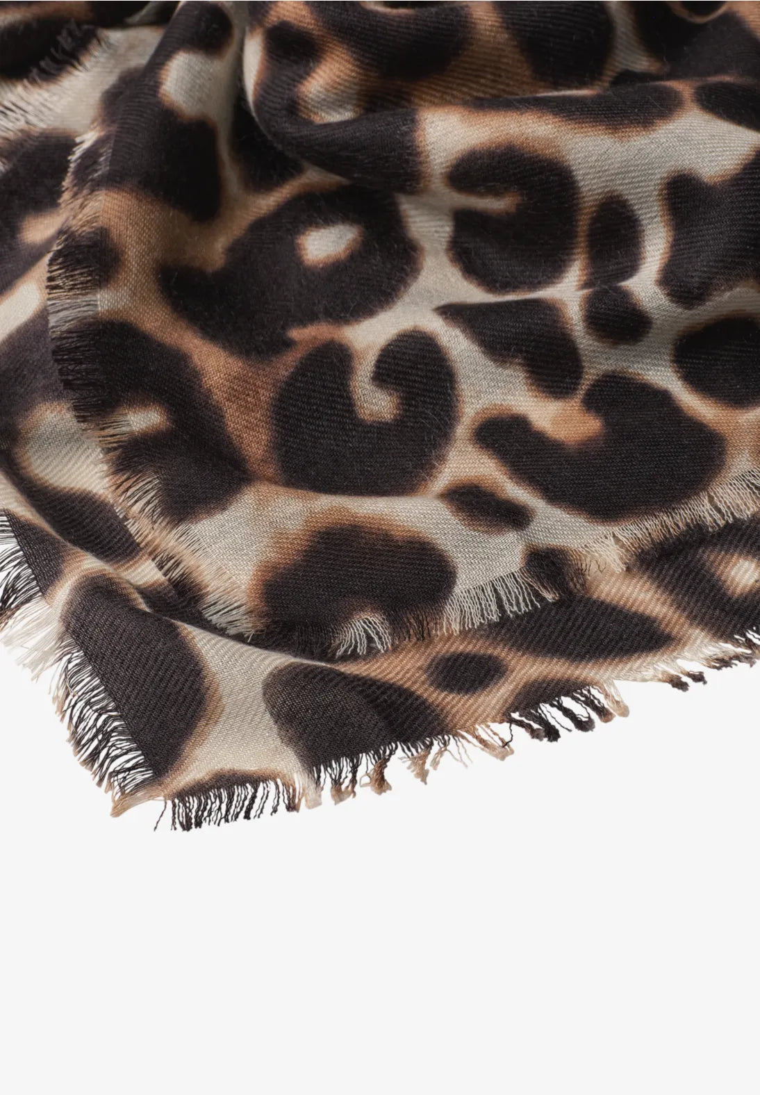 Leopard scarf in smooth stone
