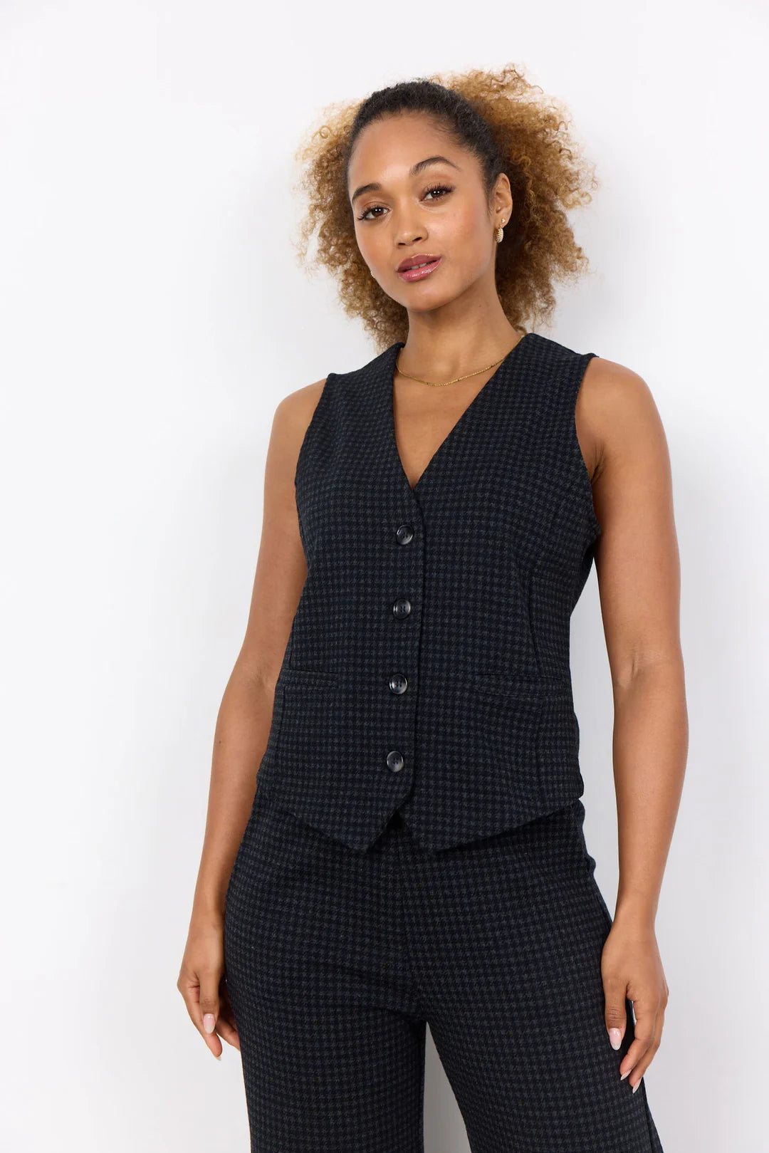 Soya Concept Isobel Waistcoat in Black