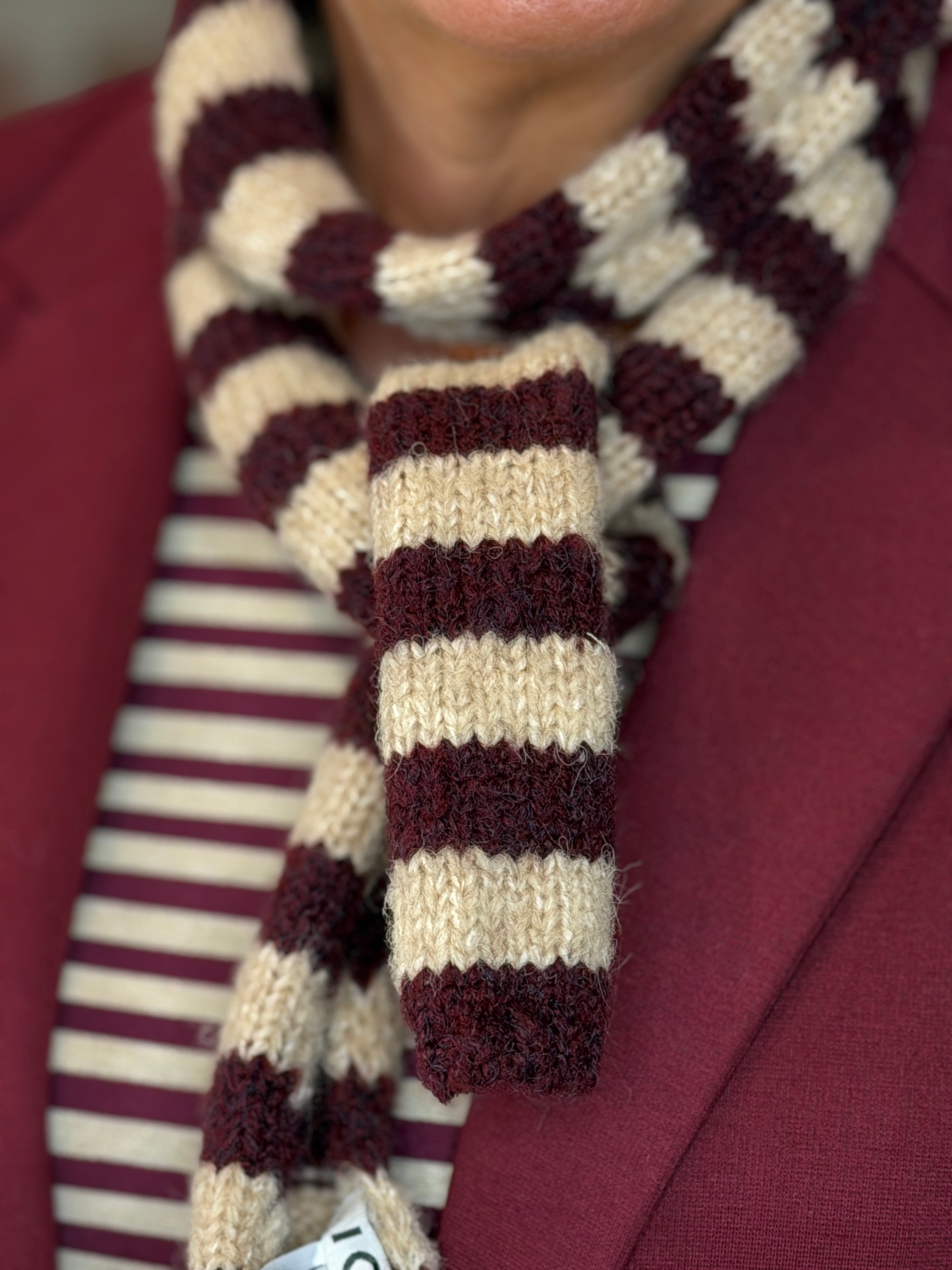 Striped fine scarf in Red multi