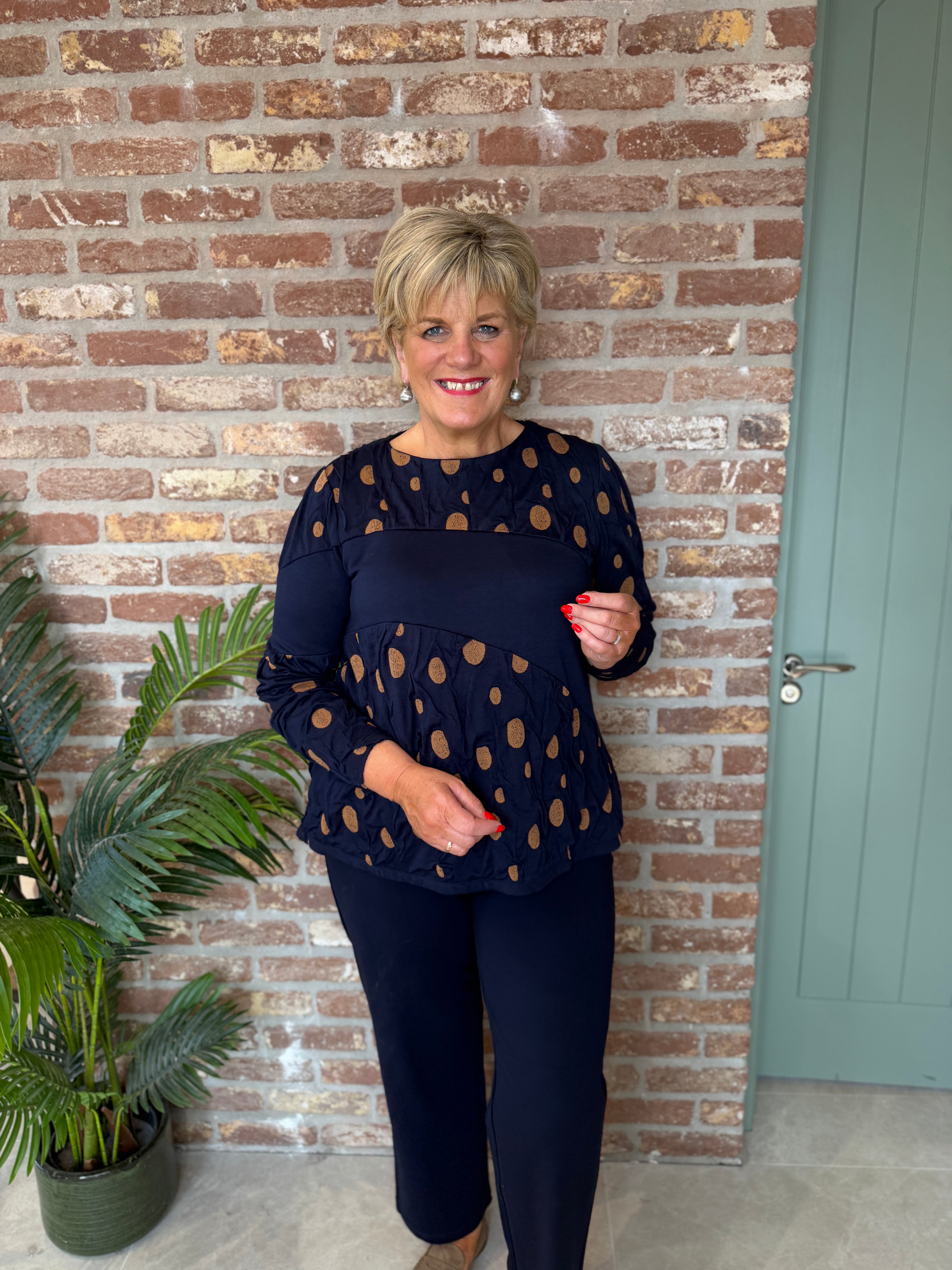 Spot top in blue & mustard