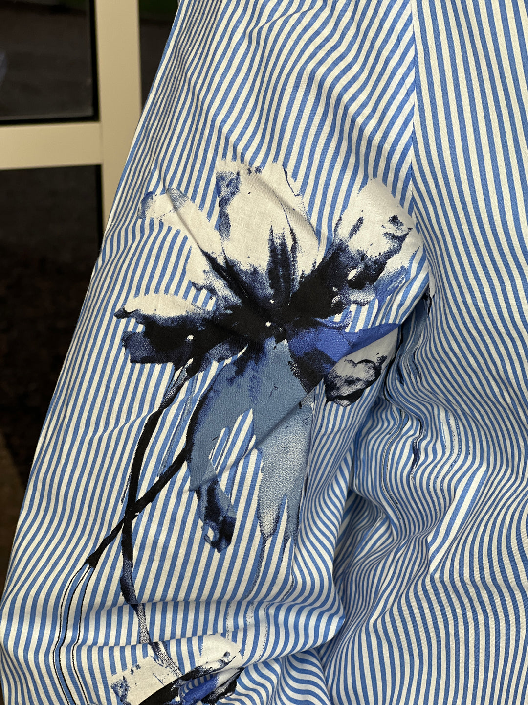 Culture Flower & Striped shirt In Blue