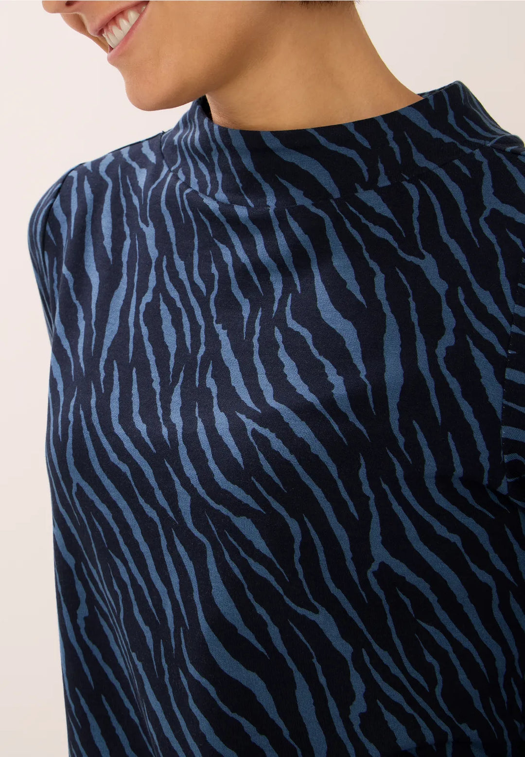 Cecil Minimal Funnel Neck Top In Urban dark blue