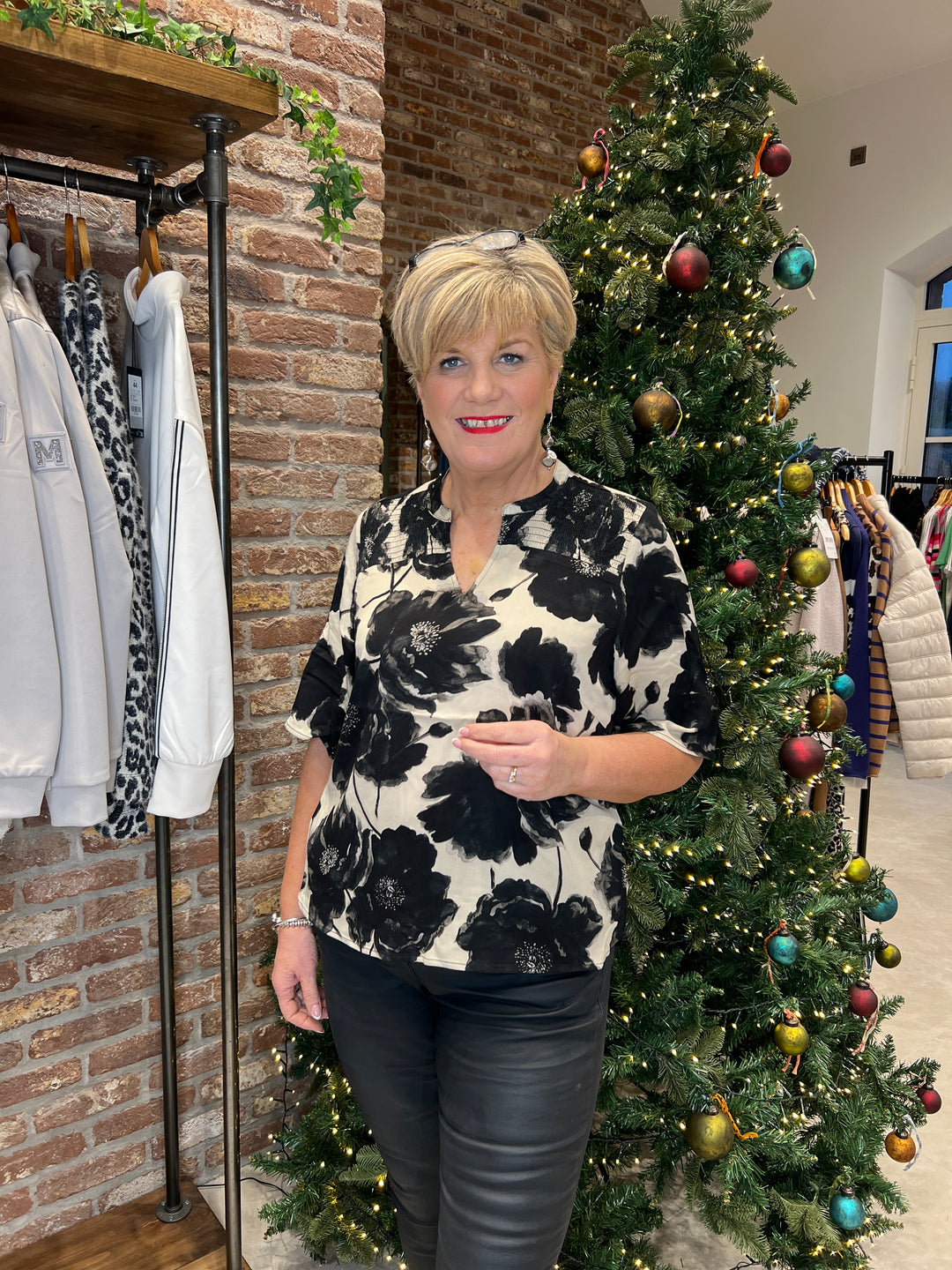 Culture Floral Blouse In Black & off white