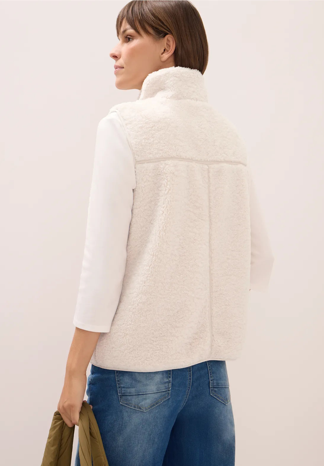 Cecil Teddy Waistcoat In Teddy Vanilla
