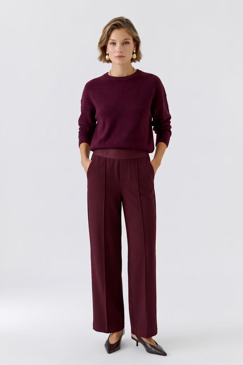 Lacy pull on trousers in bramble berry