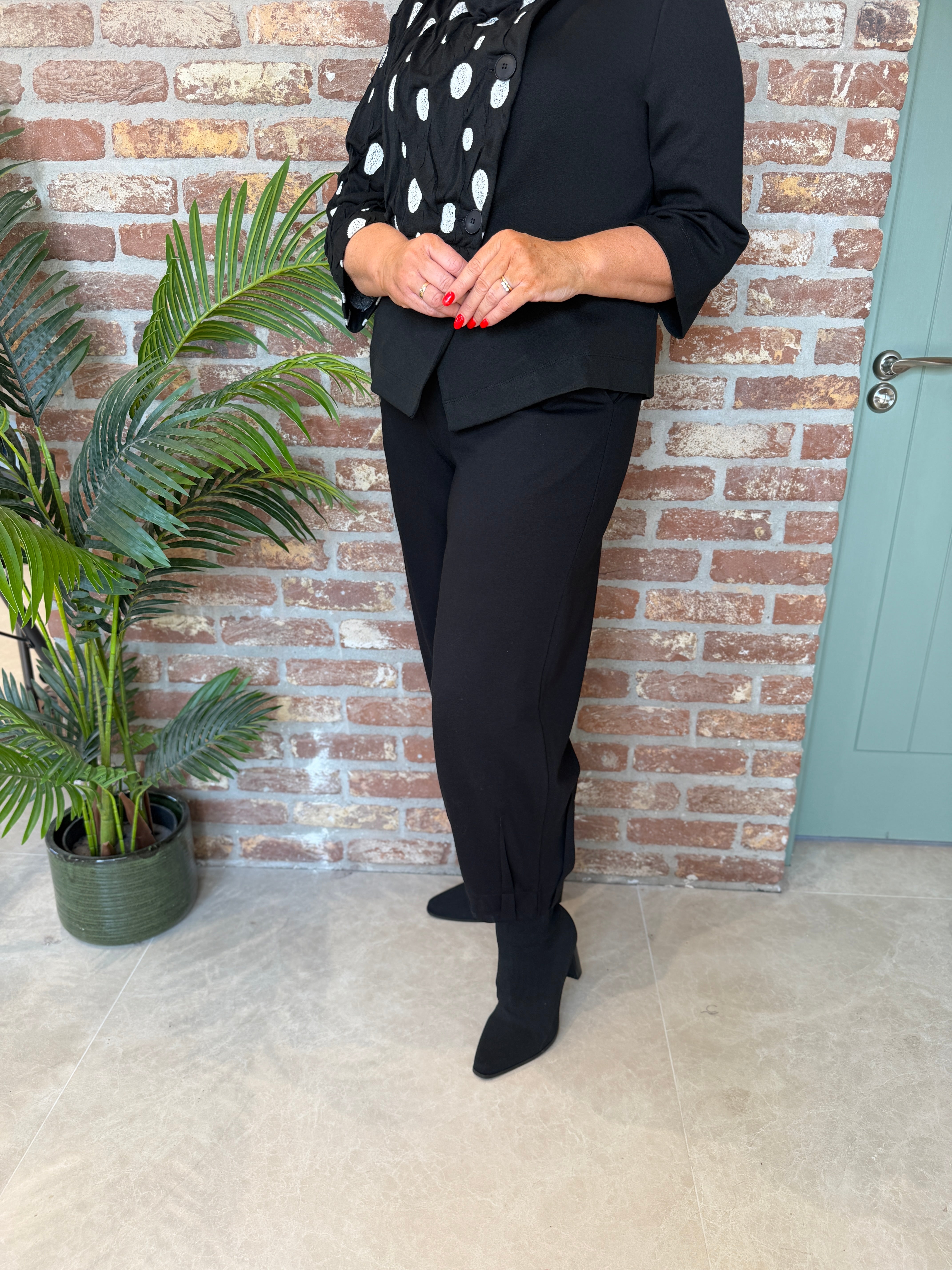 pin tuck hem trousers
