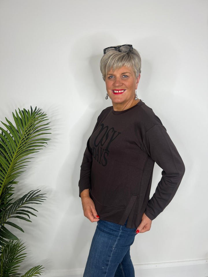 Milano Italy Sweatshirt In mocha