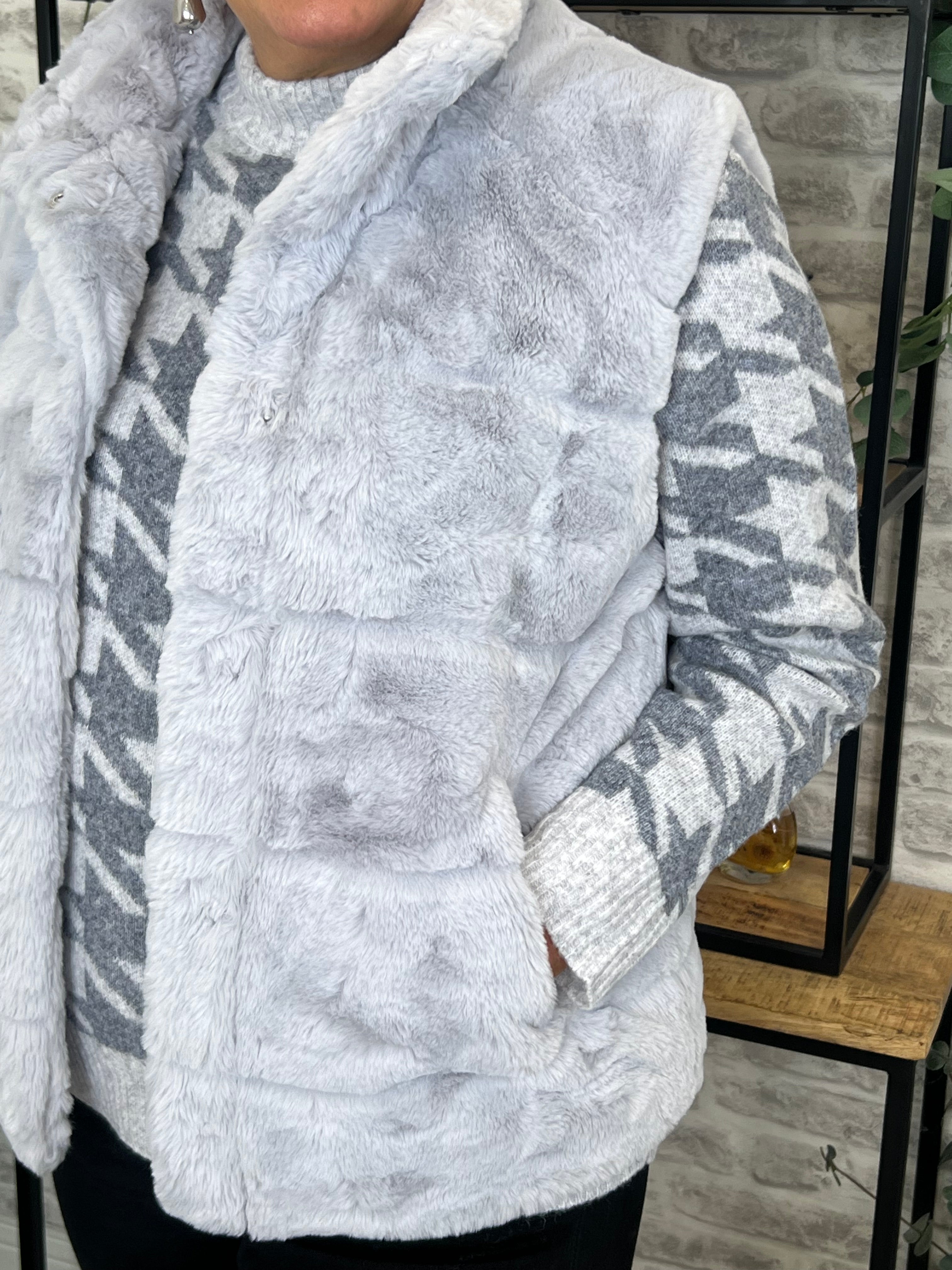 Monari Fleecy Gilet In Silver Grey