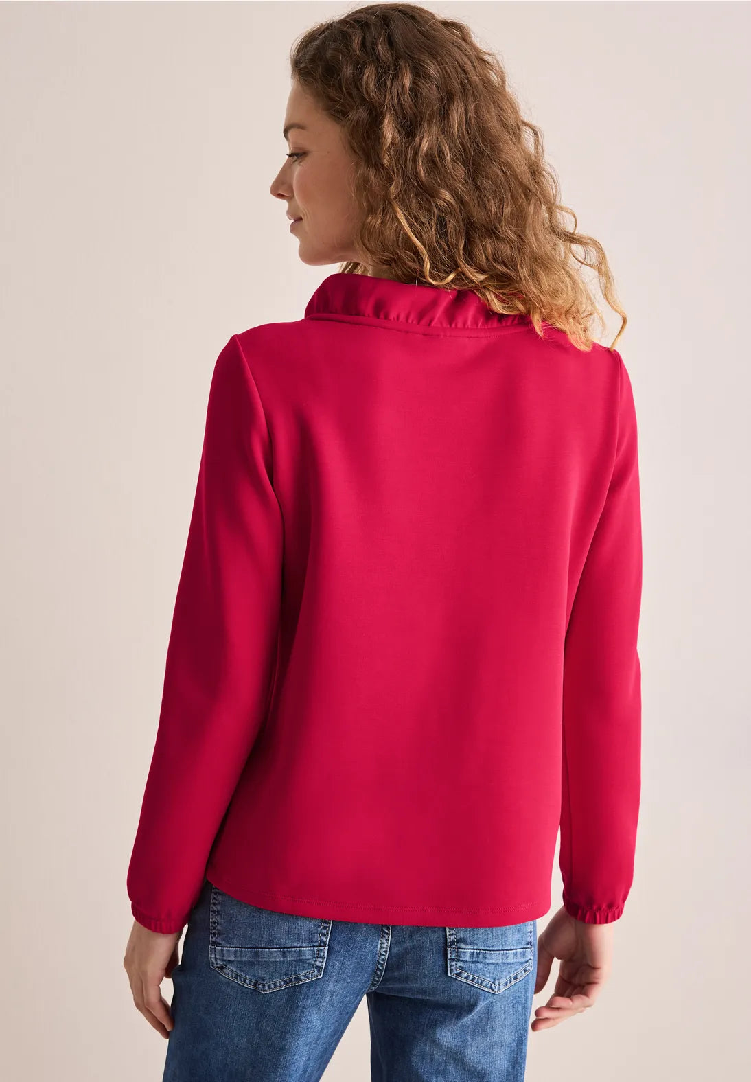 Cecil Funnel Neck Top In Granita Red