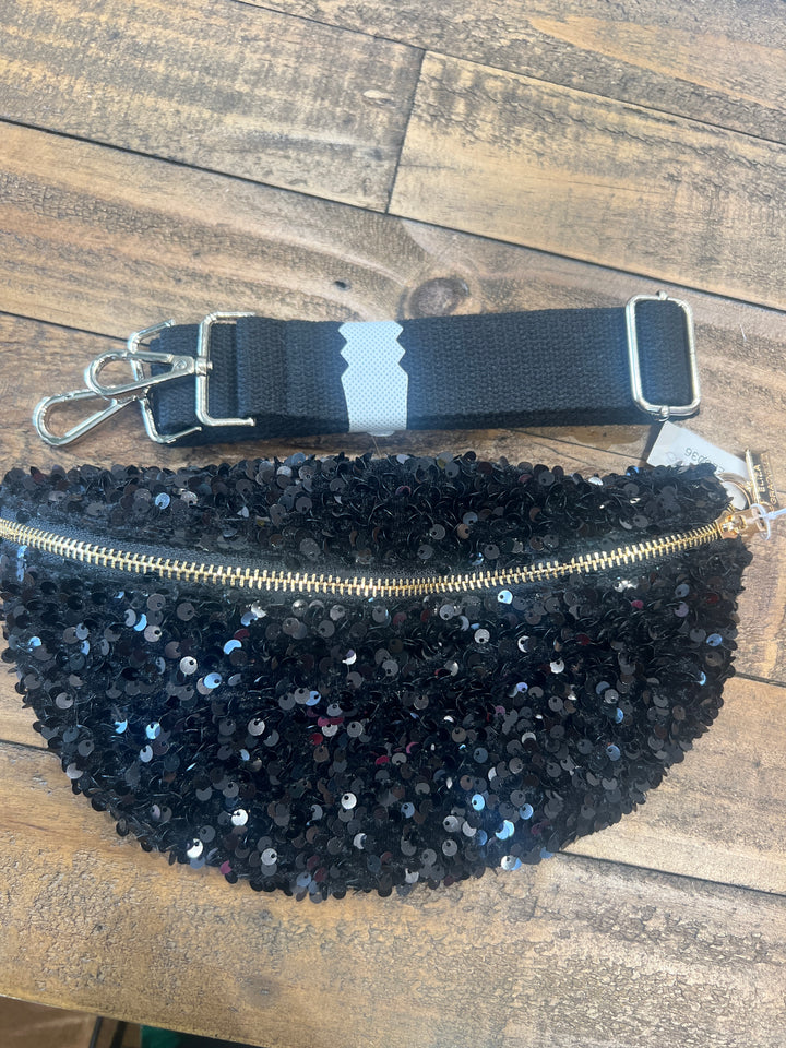 Eliza Gracious Sparkle Bag in Black