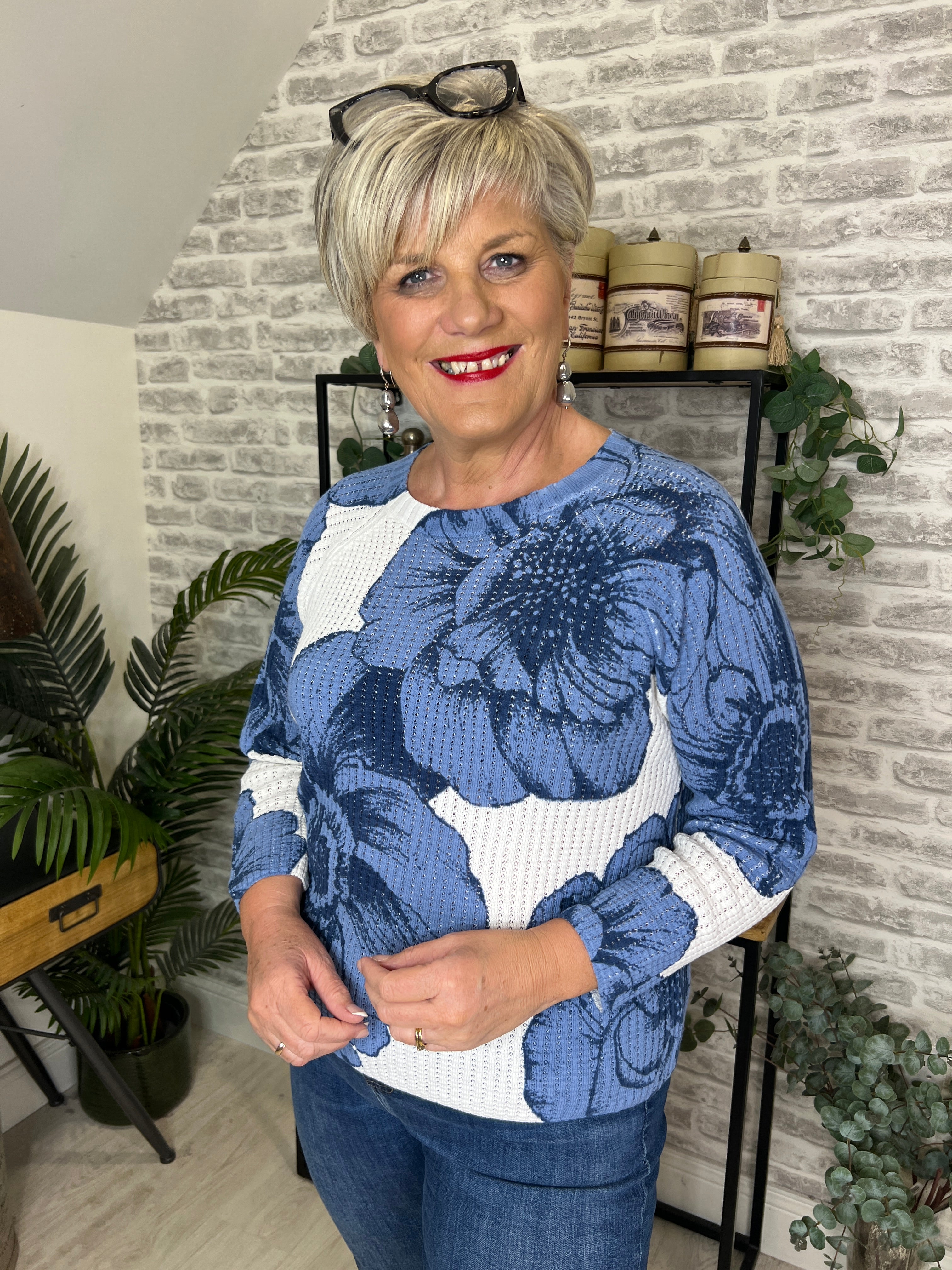 Oui Floral Pullover In Blue & White