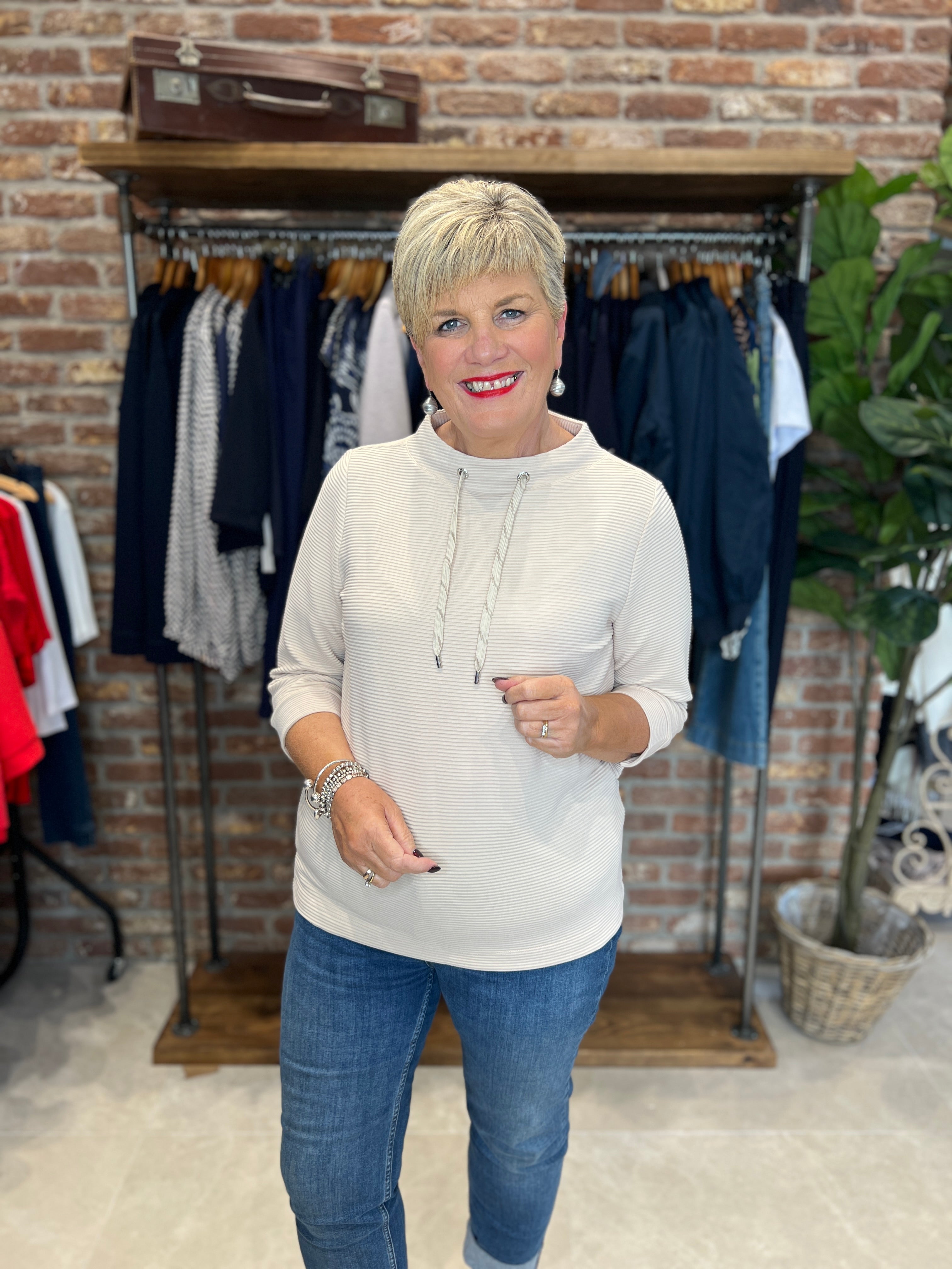 Cecil Ribbed Funnel Neck sweatshirt In Oat Milk Beige