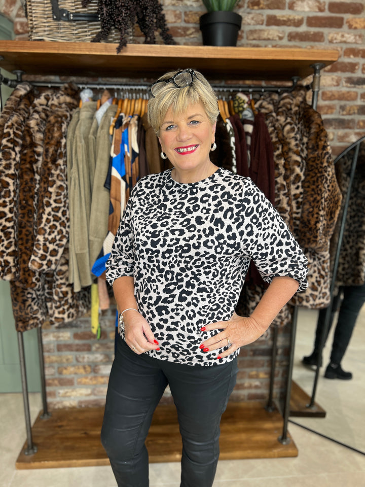 Street One Jacquard Sweatshirt In Soft Beige