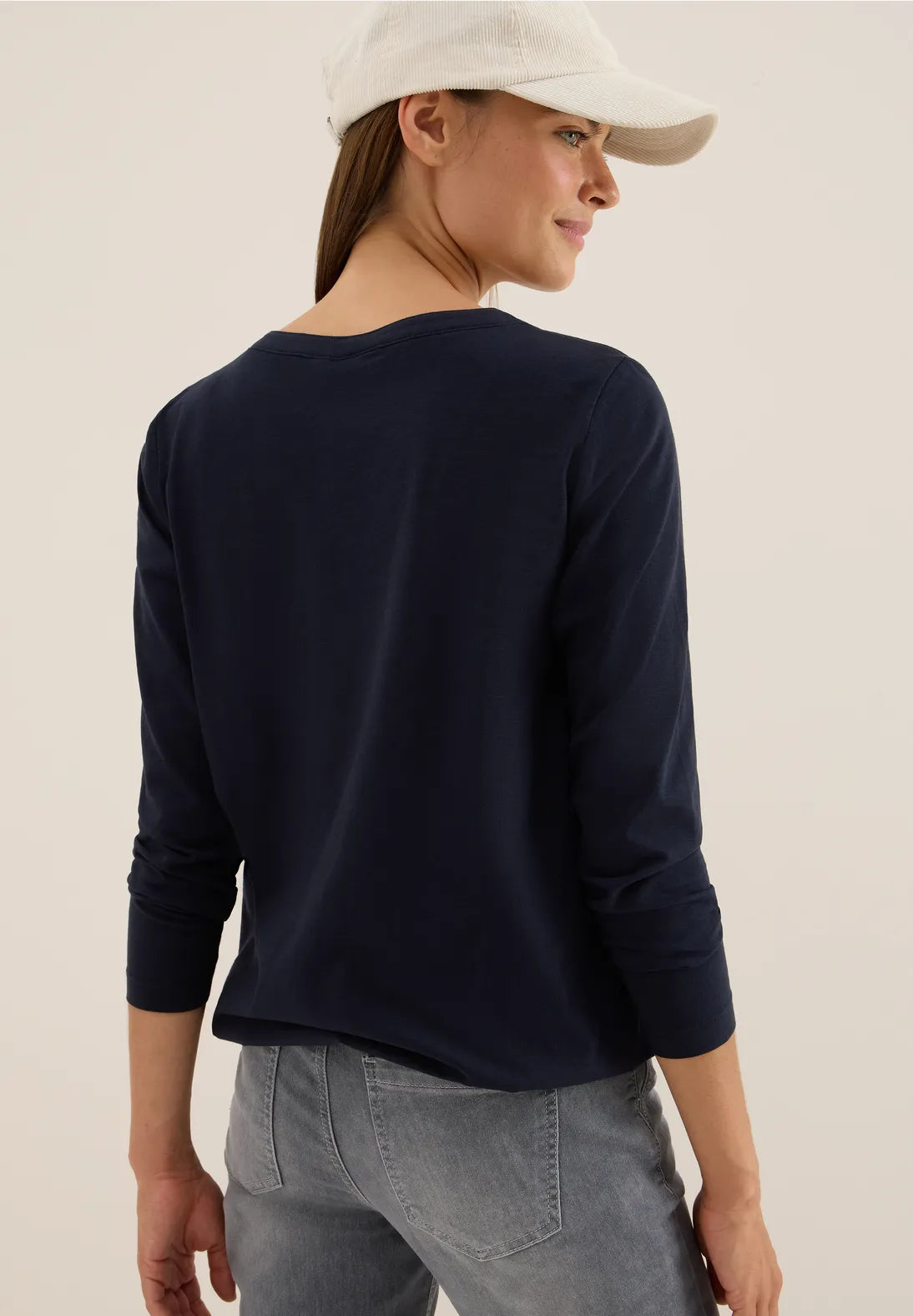 Cecil Split Neck Top In Navy