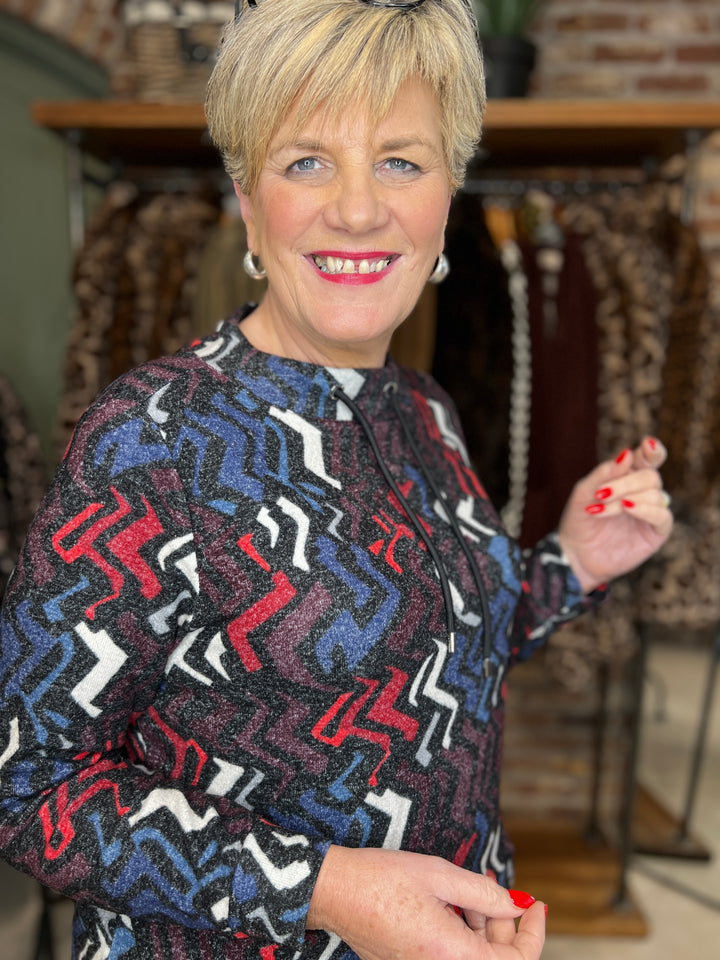 Cecil Funnel Neck Sweatshirt In Black Multi