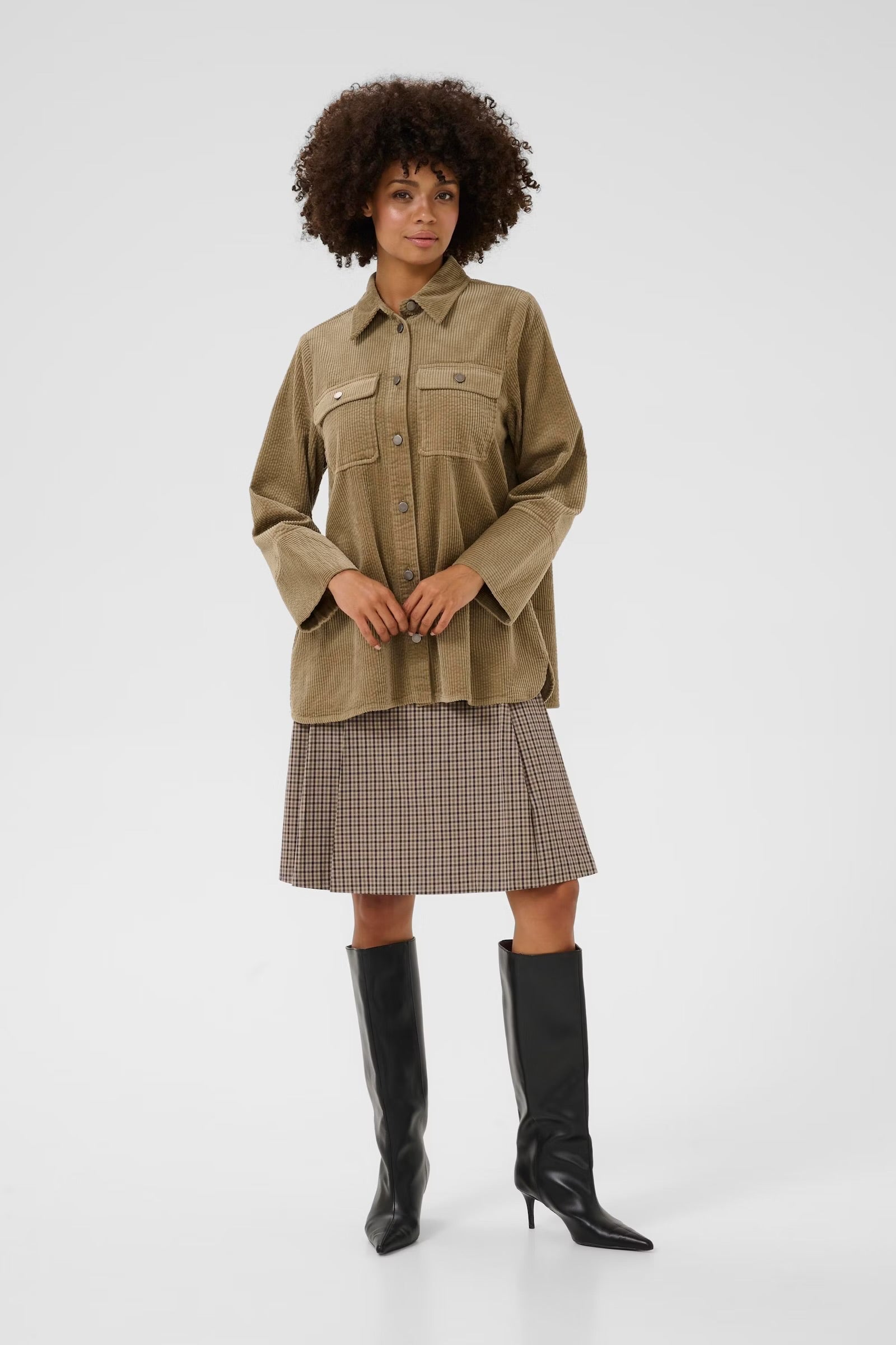 Culture Cubaela Cord Jacket In Timber Wolf