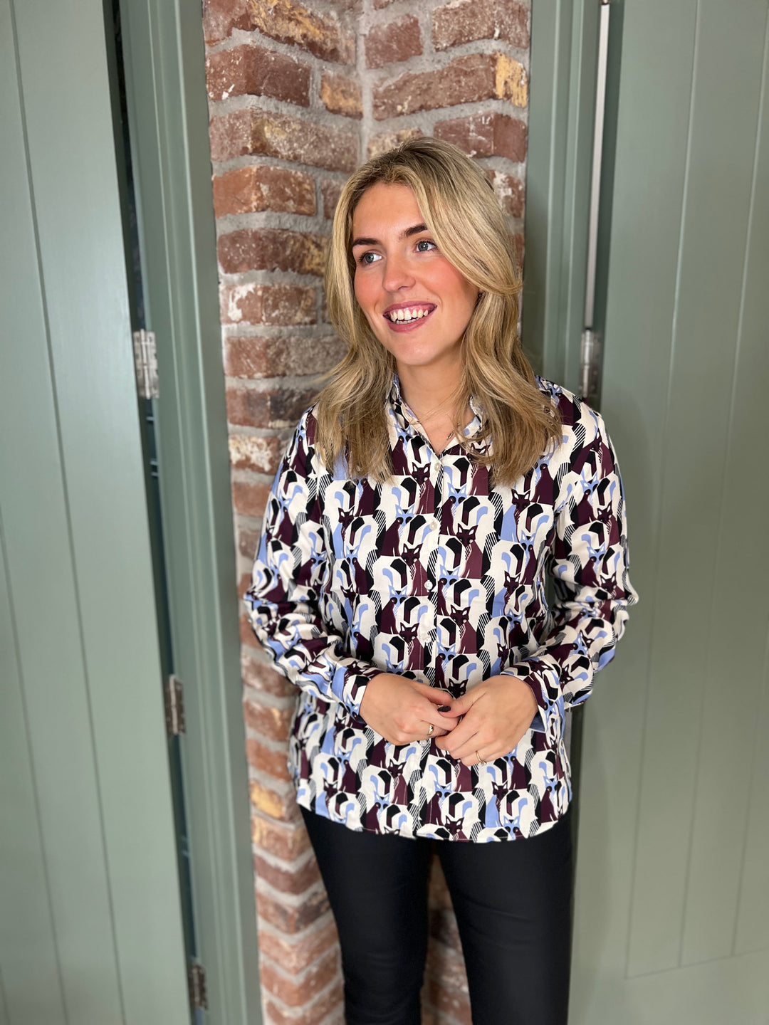 Milano Italy Patterned Shirt In Vino