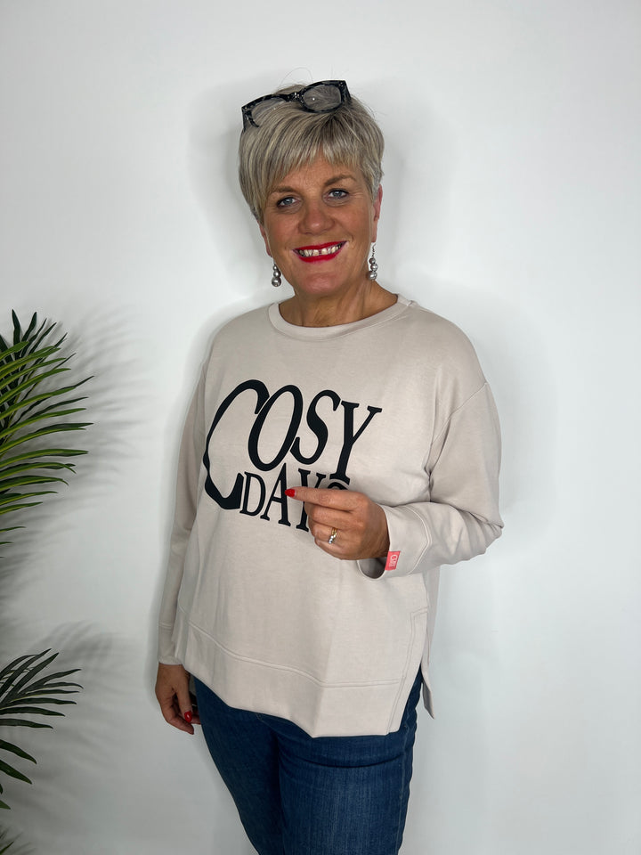 Milano Italy Sweatshirt In Cream