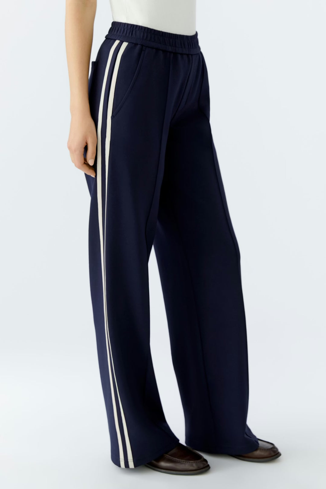 Oui Pull on trousers In Dark Blue & White