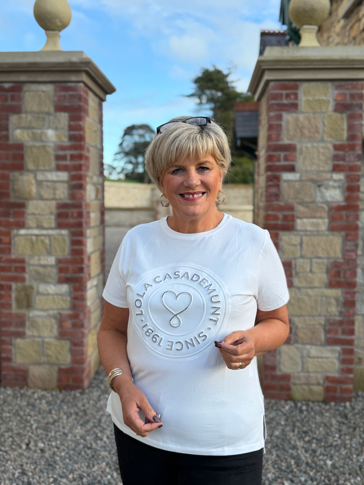 T-shirt with heart donut print in white