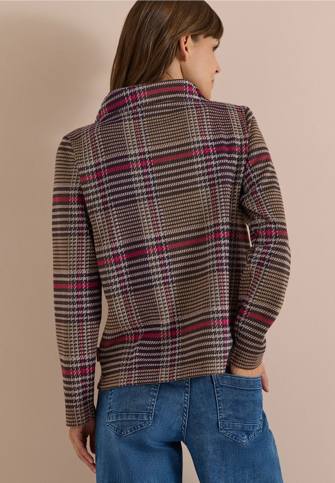 Check jacquard funnel neck in dark toffee brown