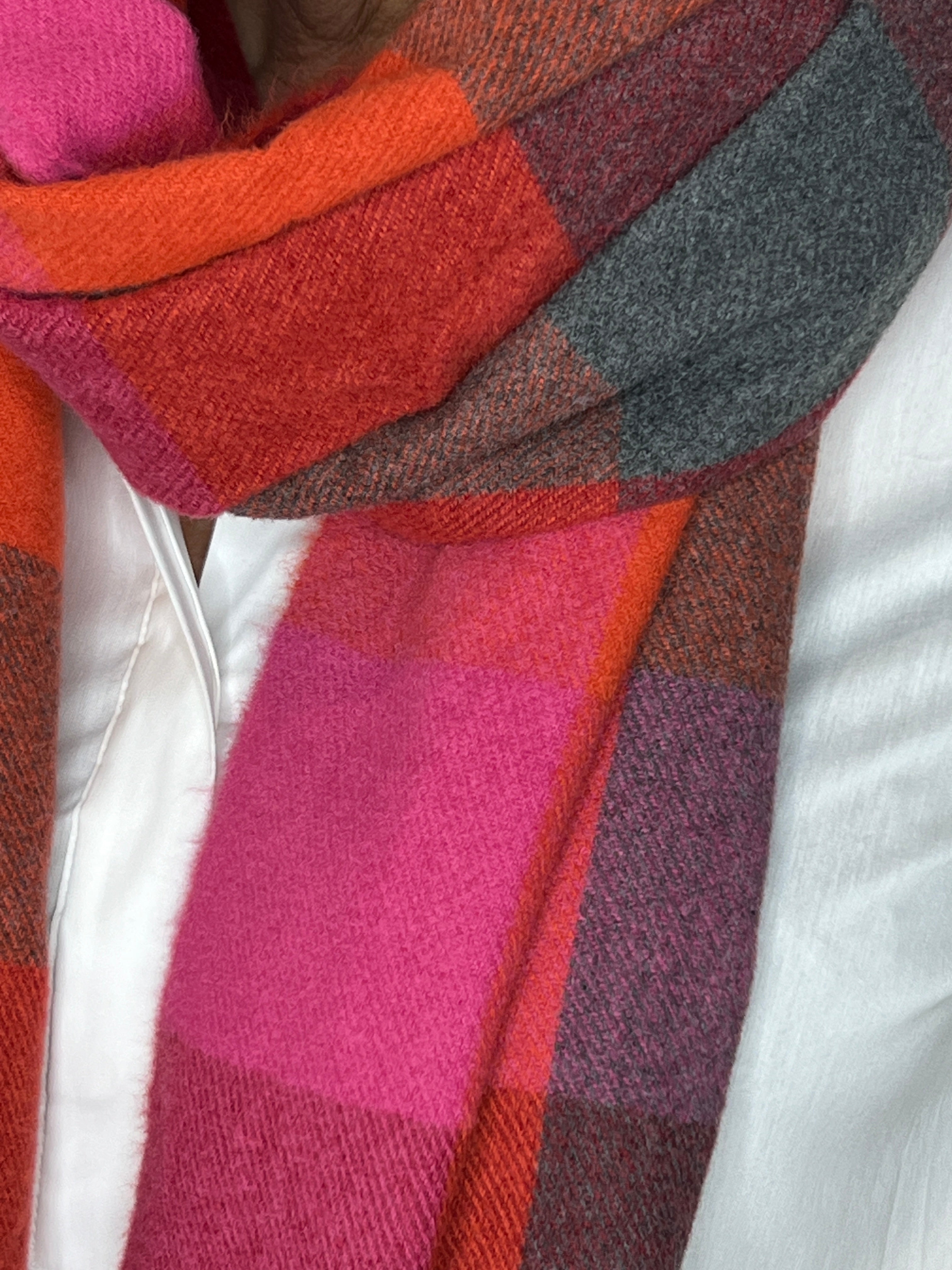 Pipa Checked Scarf In Red Multi