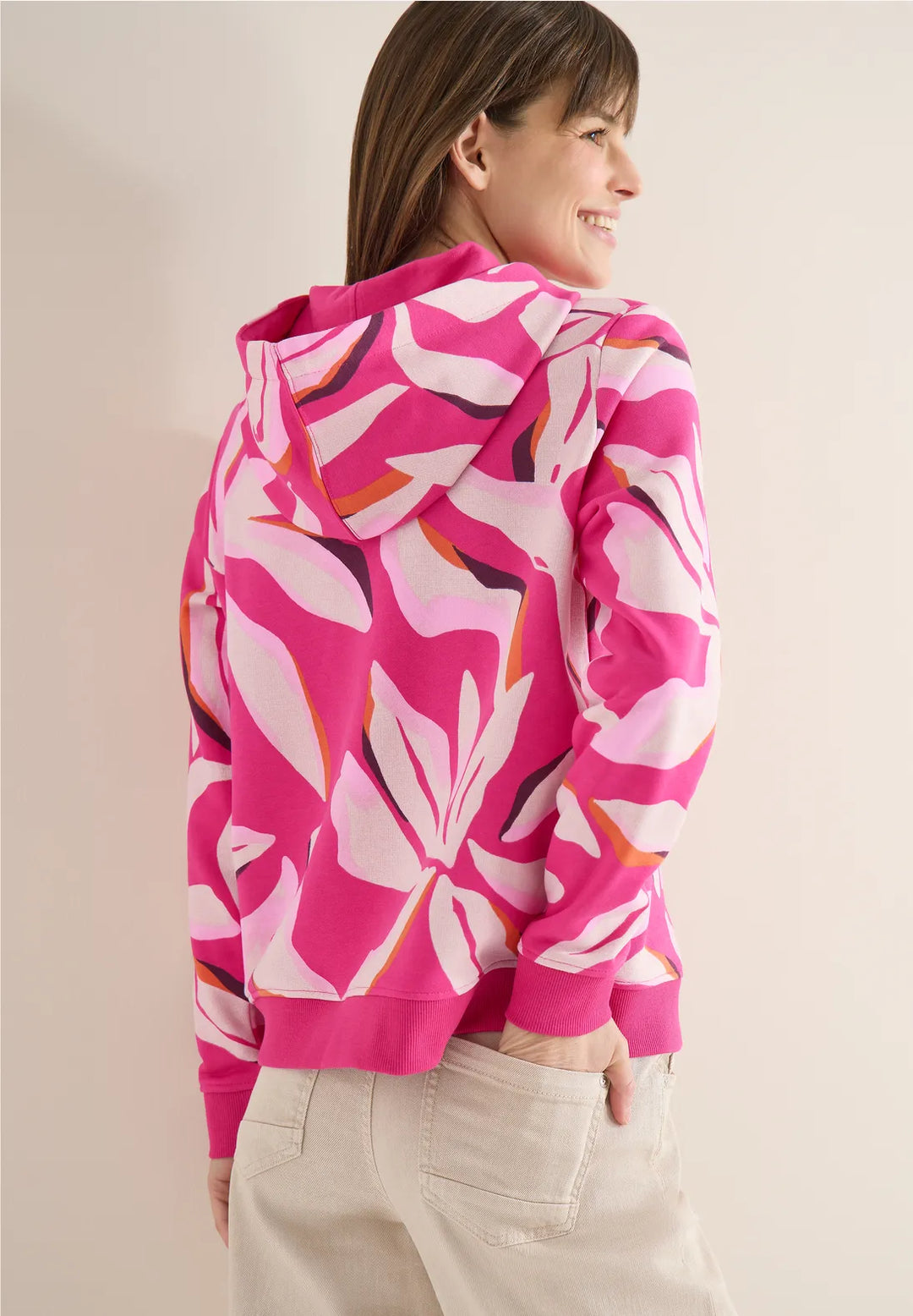 Cecil Floral patterned hoodie In beetroot pink