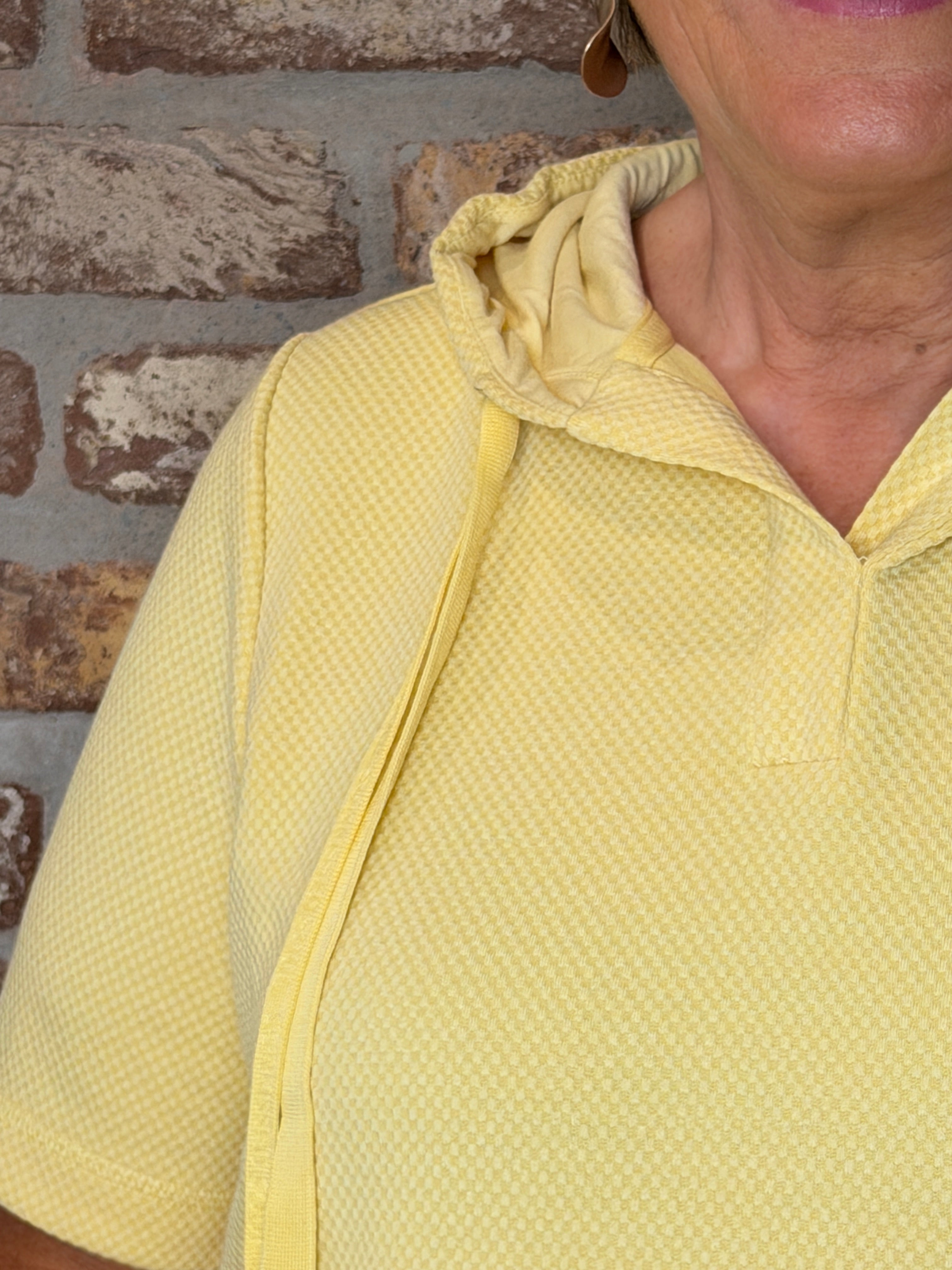 Cecil short sleeve hoodie in buttermilk yellow