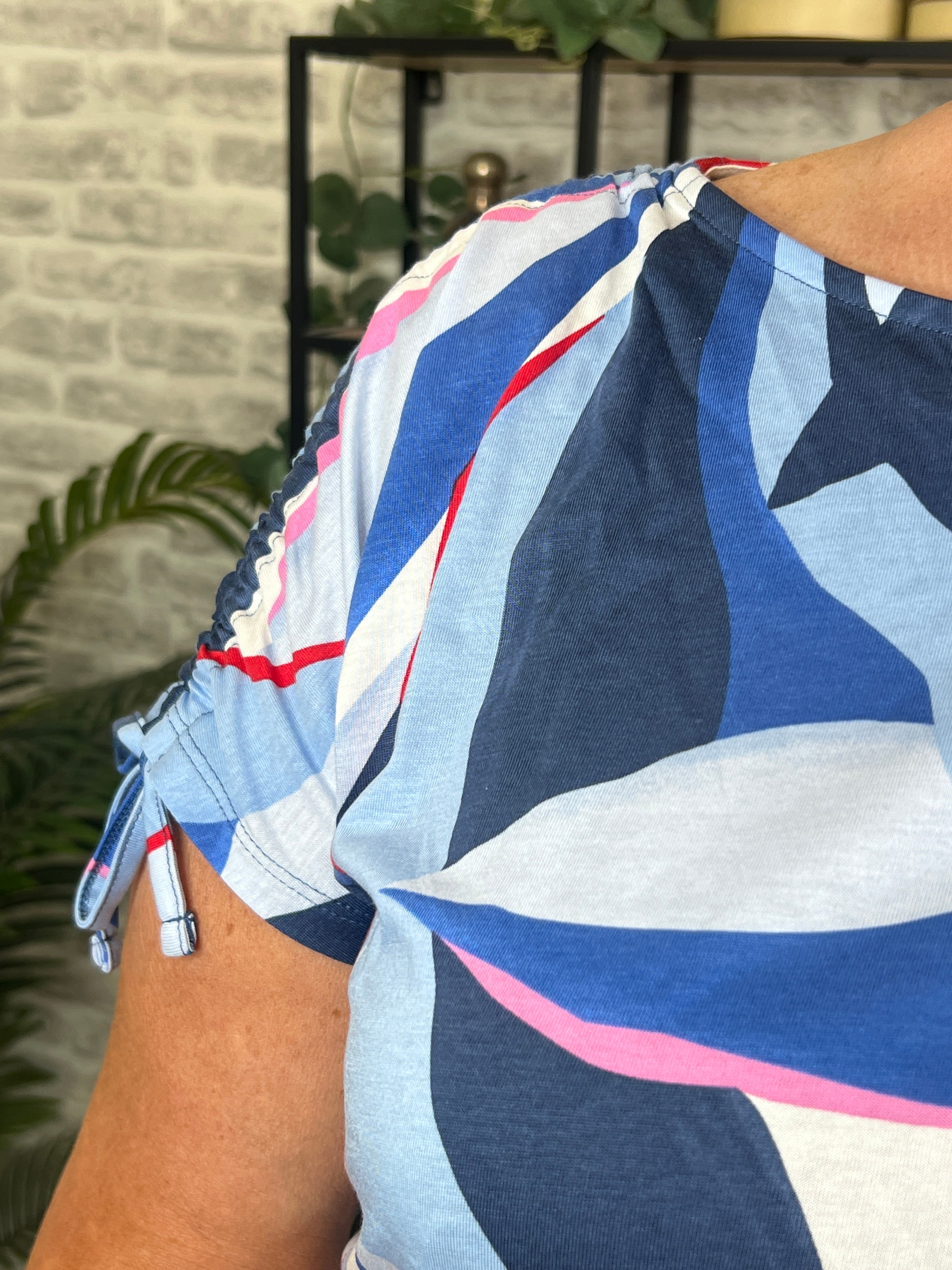 Cecil Print Gathered T-shirt In Urban Navy