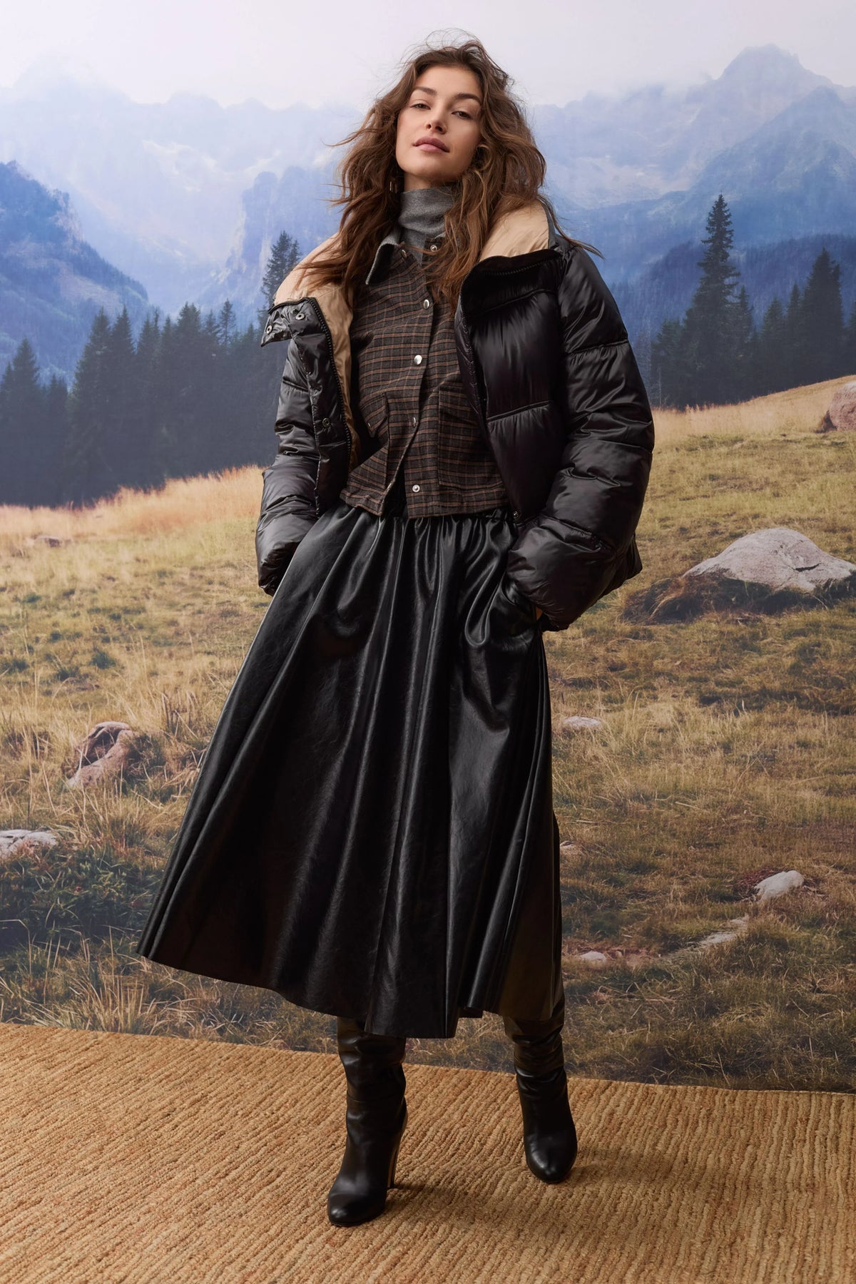 Puffer jacket in black