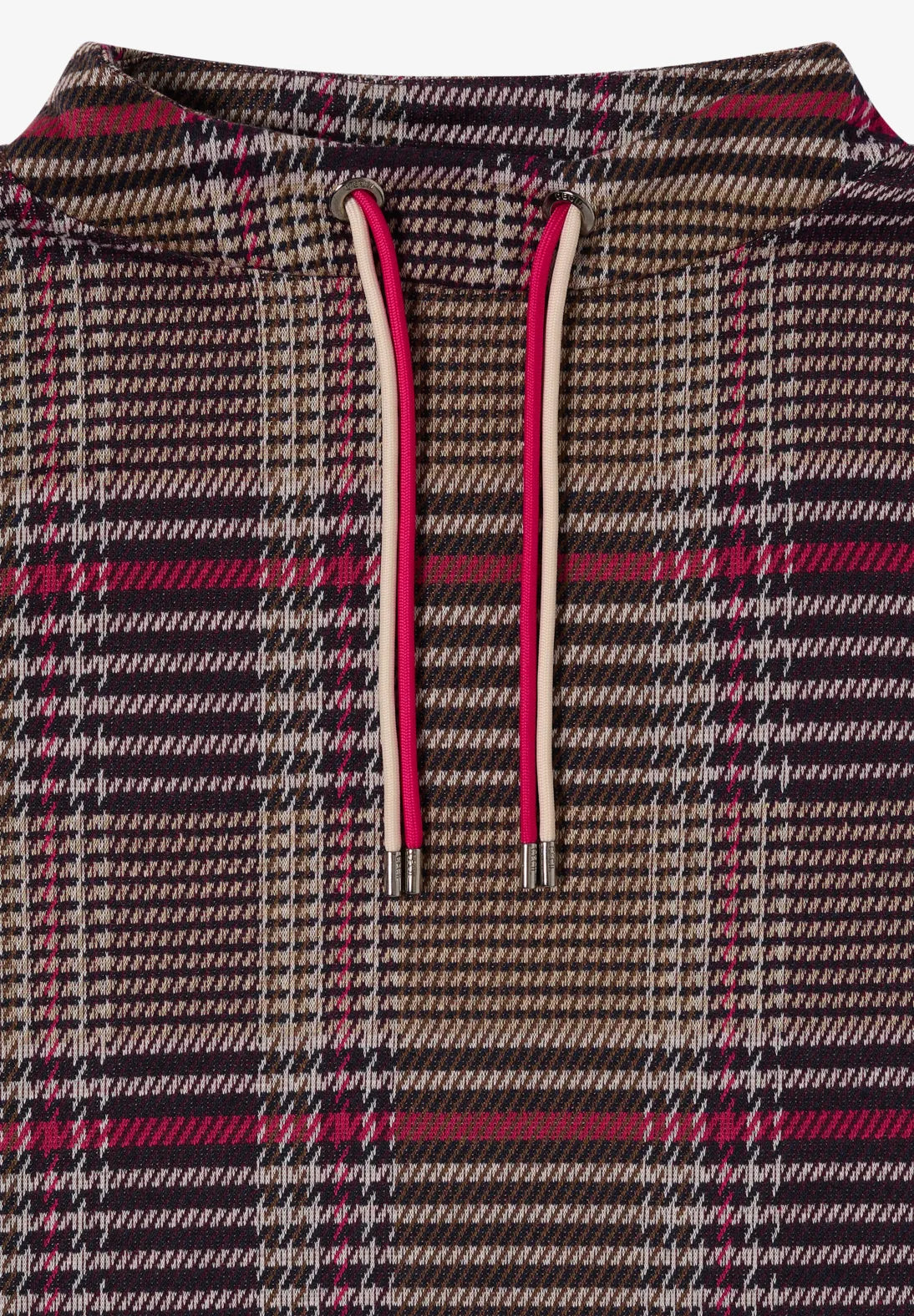 Check jacquard funnel neck in dark toffee brown