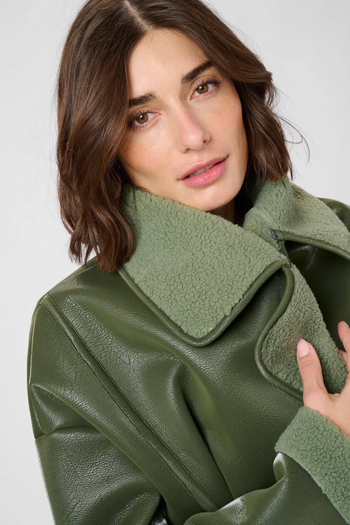 Culture Culenny Aviator Jacket In Rifle Green