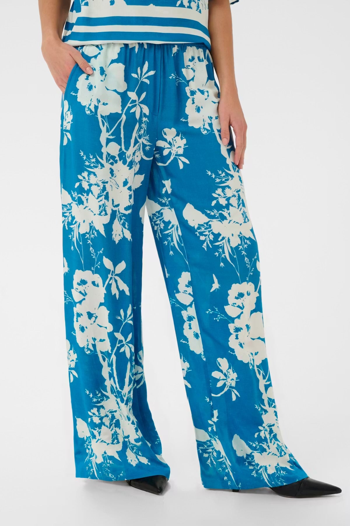 Saint Tropez Flower Trousers in Blue Multi