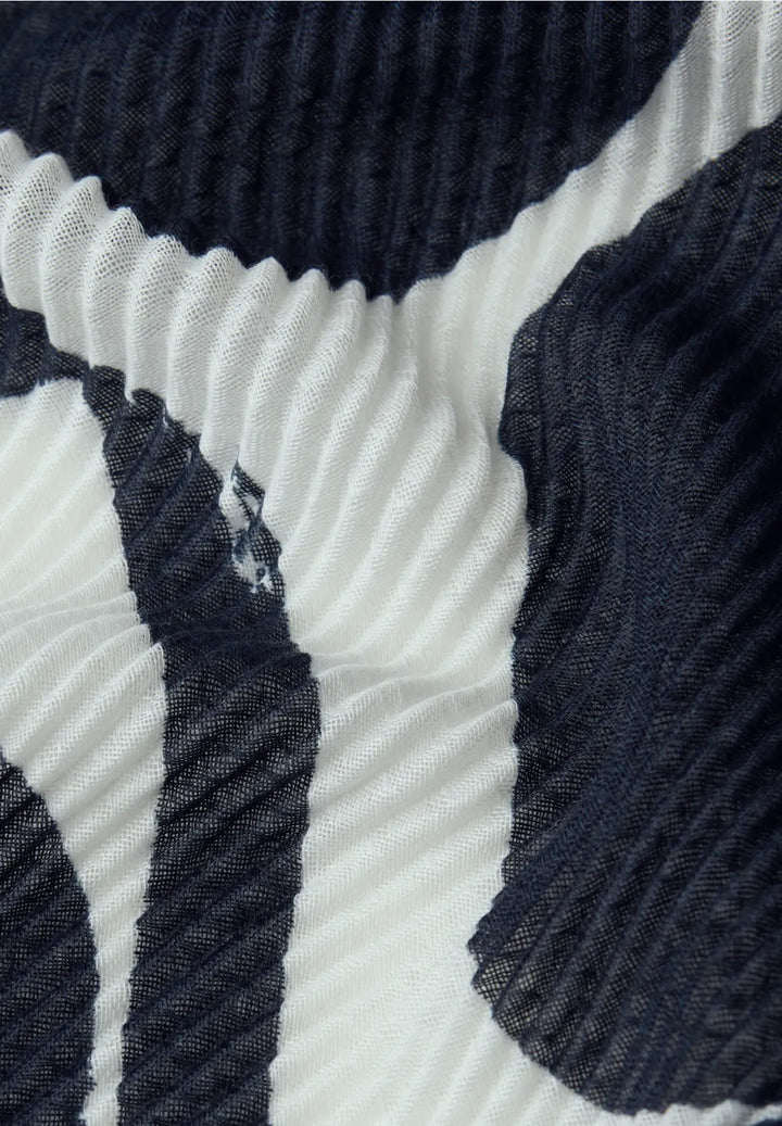 Street One Pleat Print Scarf In Shadowed Navy