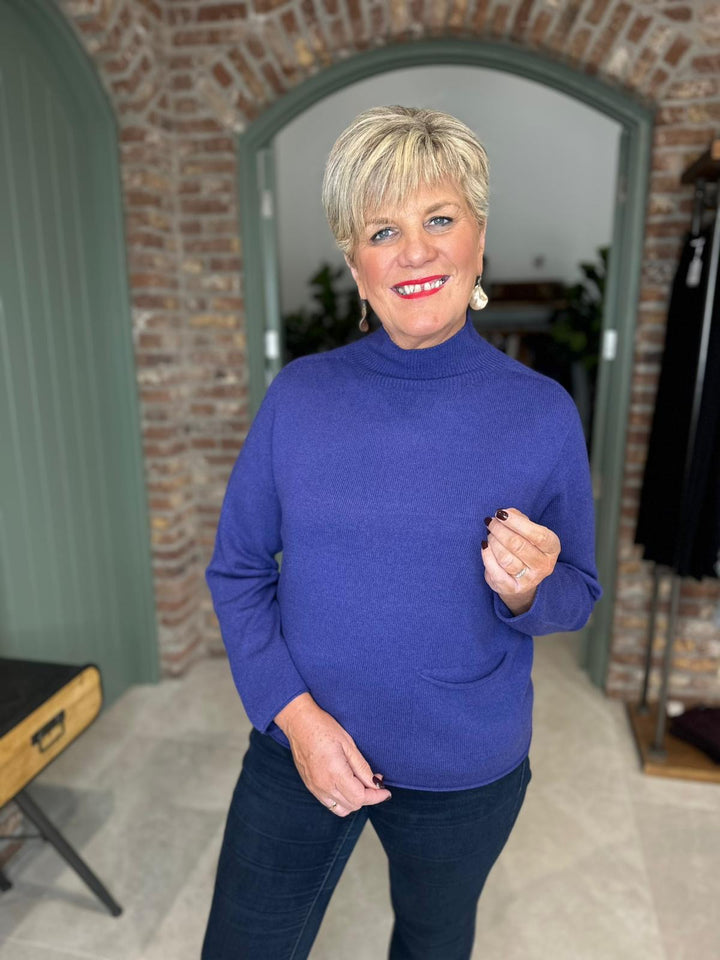 Oui Plain Pullover With In Blue Ribbon