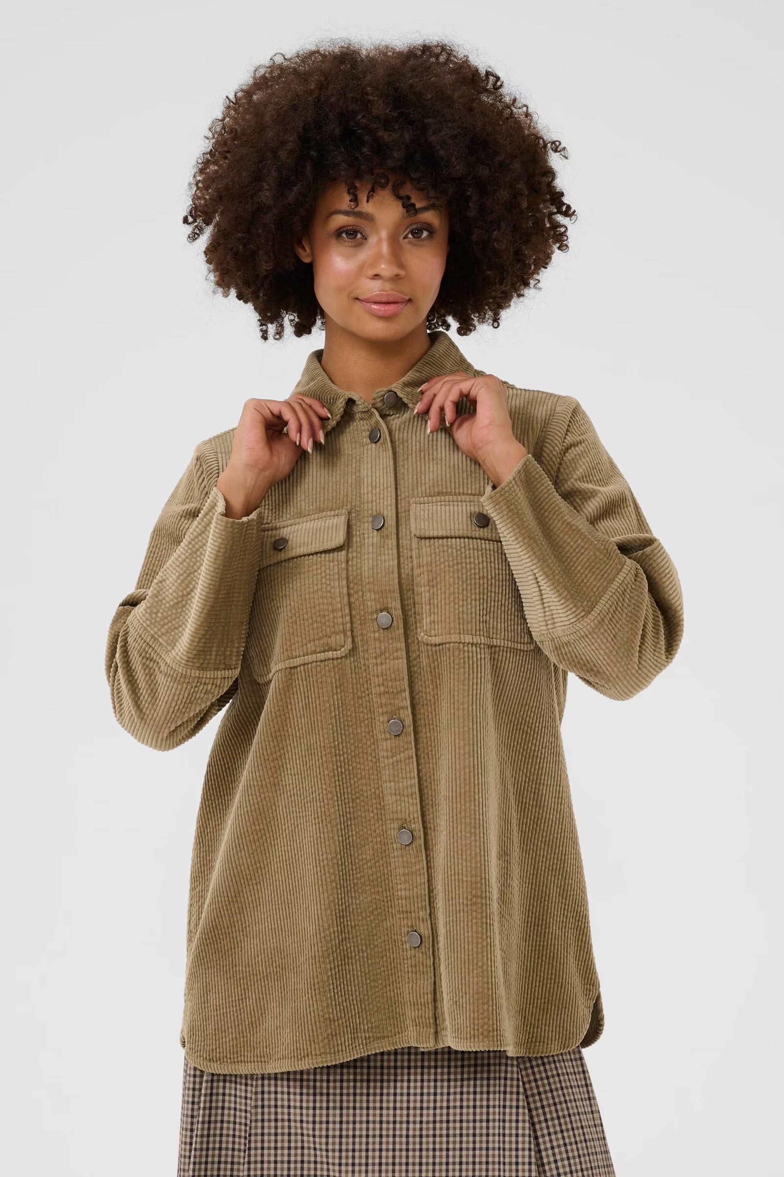 Culture Cubaela Cord Jacket In Timber Wolf